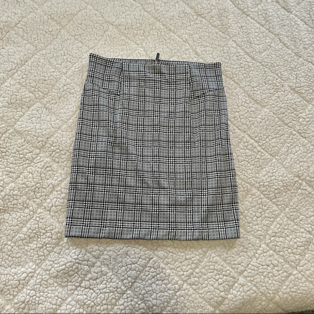 Pencil Skirt Black and gray plaid